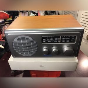 SANGEAN WR-1 Radio Receiver AM-FM Wood Grain Tested Works